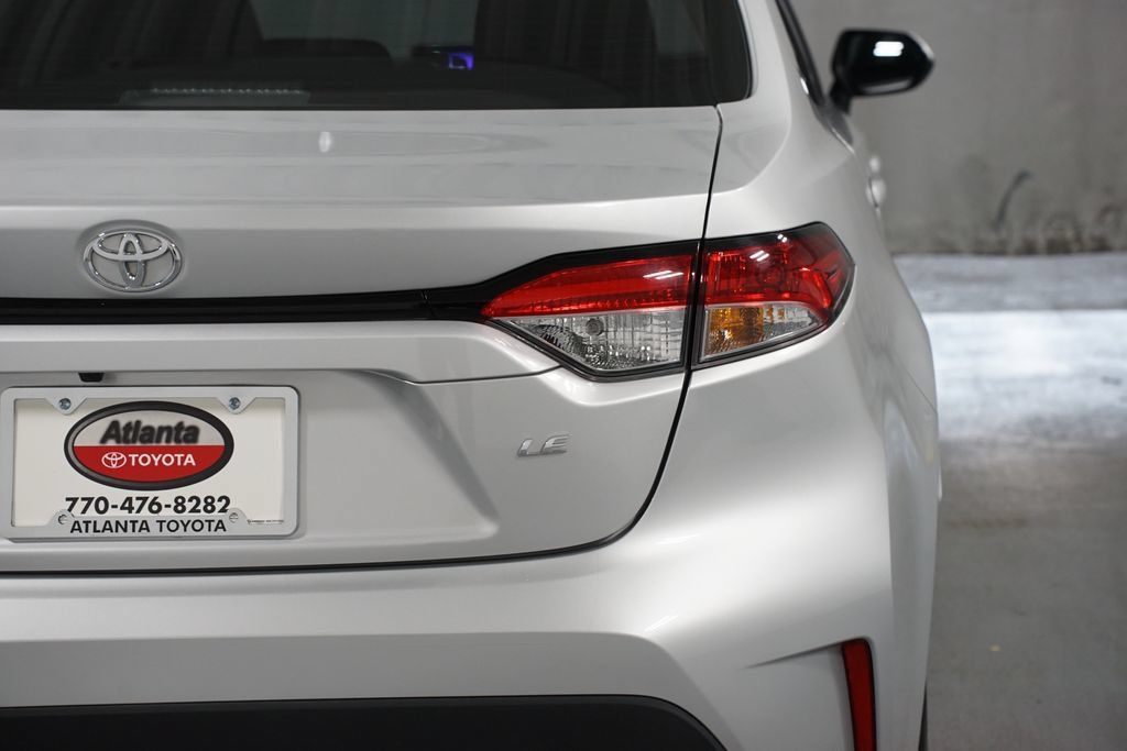 Certified 2026 Toyota Corolla LE FWD image 10