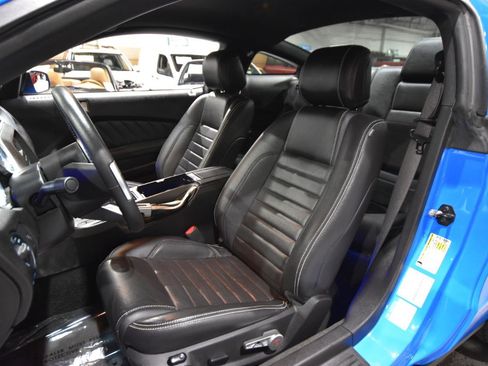 Used 2012 Ford Mustang GT Premium w/ Brembo Brake Pkg RWD image 28