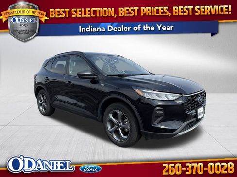 Used 2025 Ford Escape ST-Line AWD/4WD image 1