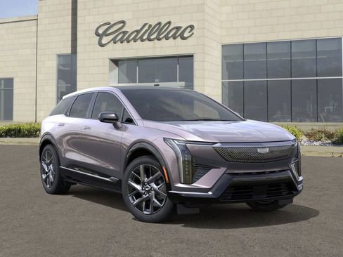 New 2026 Cadillac Optiq Luxury 1 image 7