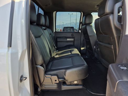Used 2015 Ford F250 Lariat w/ Lariat Ultimate Package AWD/4WD image 30