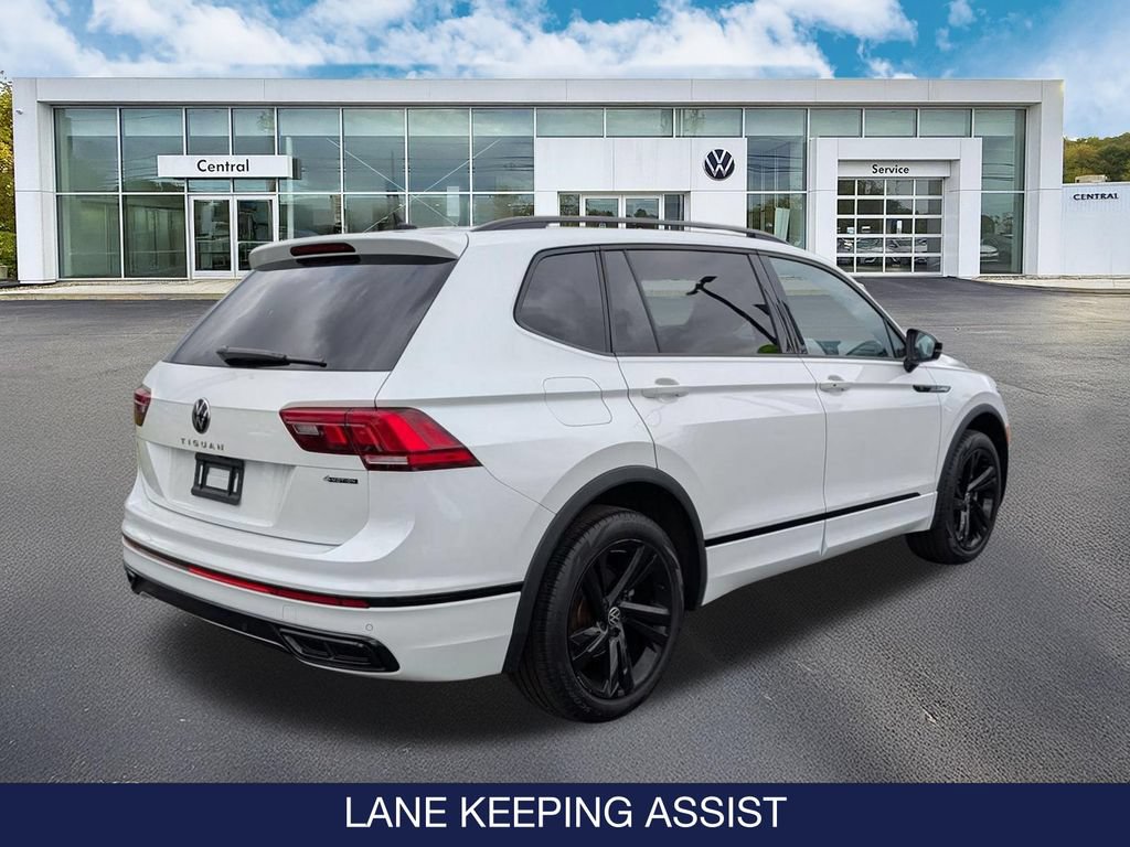 Certified 2023 Volkswagen Tiguan SE R-Line AWD/4WD image 8