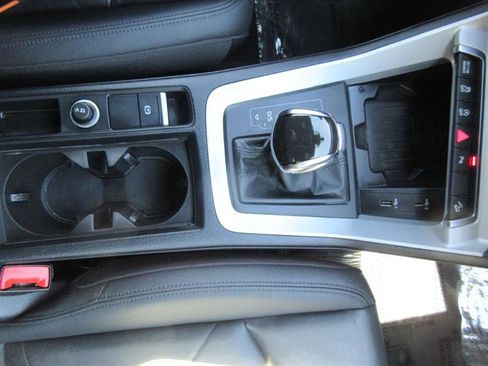 Used 2021 Audi Q3 2.0T Premium Plus w/ Premium Plus Package AWD/4WD image 18