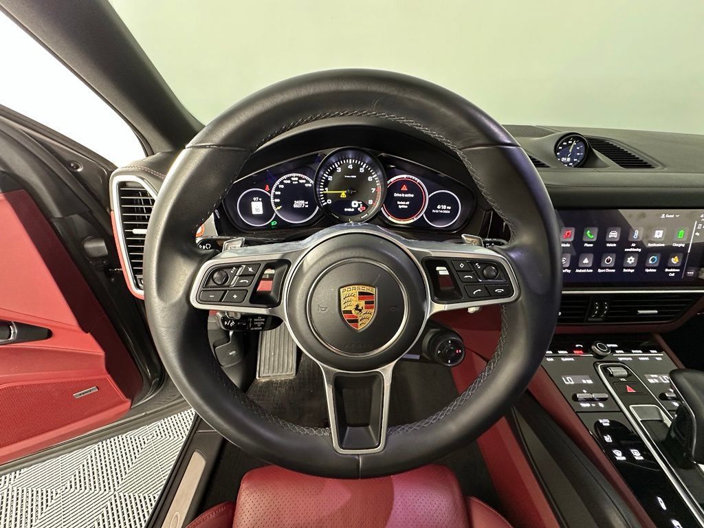 Certified 2023 Porsche Cayenne Coupe AWD/4WD image 22