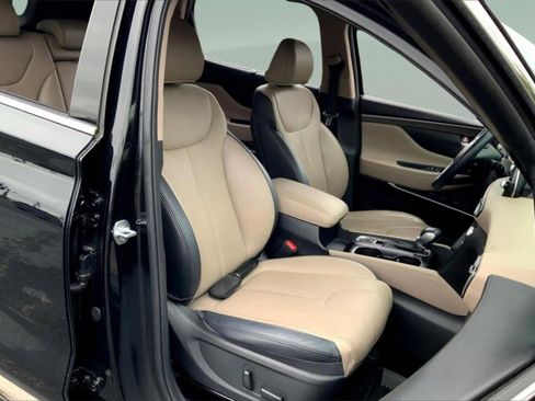 Used 2020 Hyundai Santa Fe Limited image 10