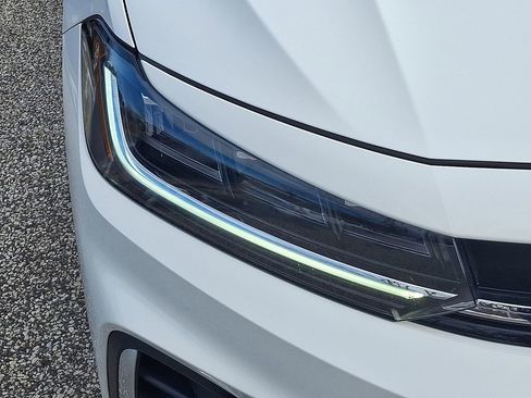 Used 2025 Volkswagen Jetta S image 9