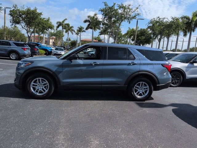 New 2026 Ford Explorer Active RWD image 7