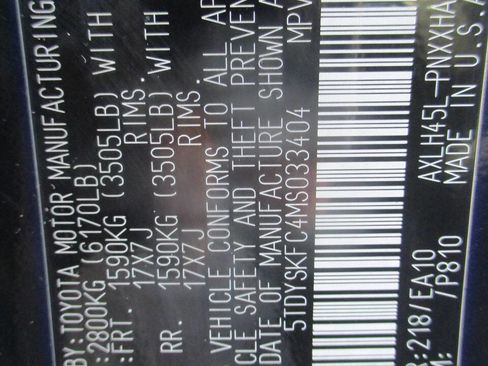 Used 2021 Toyota Sienna XLE image 20