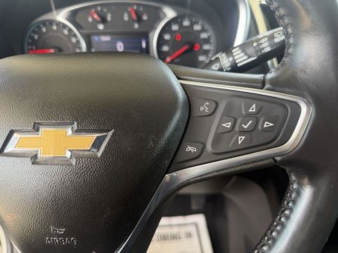 Used 2020 Chevrolet Equinox LT image 14