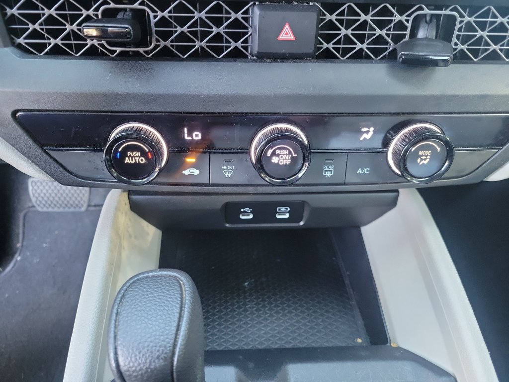 Used 2023 Honda Accord LX image 31