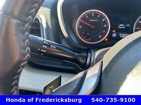 Used 2019 Subaru Ascent Premium image 24