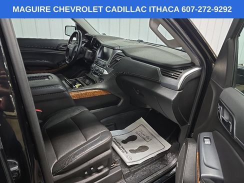Used 2018 Chevrolet Tahoe Premier AWD/4WD image 17