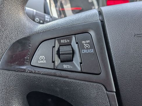 Used 2015 GMC Terrain SLE image 18