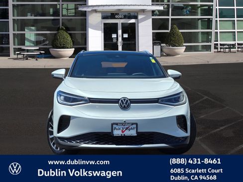 Used 2023 Volkswagen ID.4 Pro S Plus RWD image 2