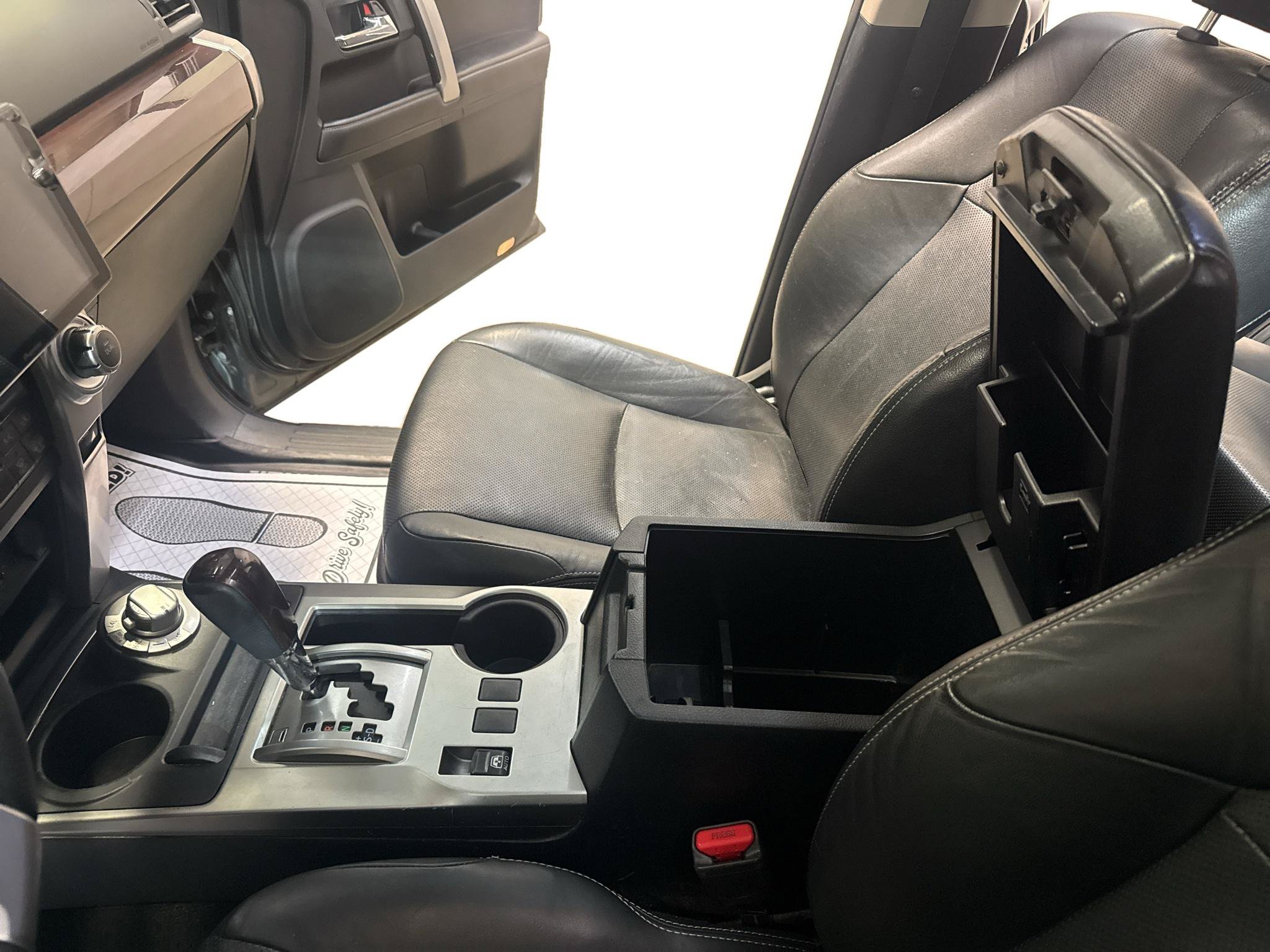 Used 2016 Toyota 4Runner Limited AWD/4WD image 15
