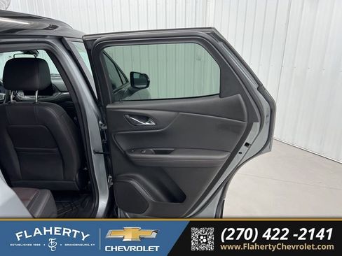 Used 2024 Chevrolet Blazer RS w/ Enhanced Convenience Package FWD image 12