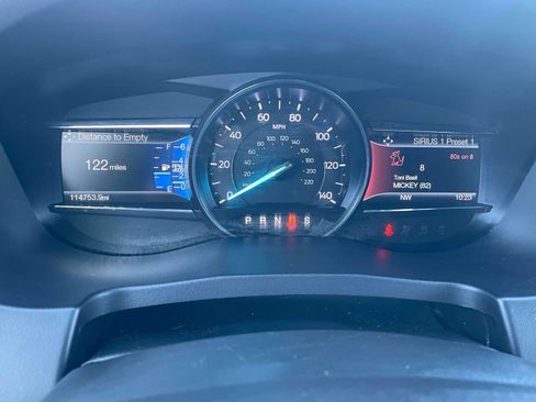 Used 2017 Ford Explorer Limited image 10