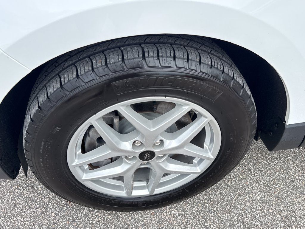 Certified 2023 Ford Edge SEL w/ Convenience Package AWD/4WD image 13