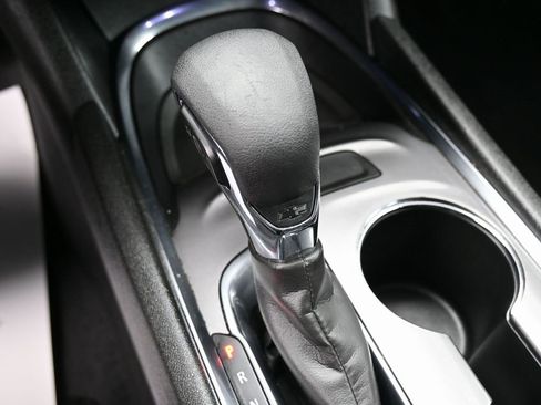 Used 2023 Chevrolet Malibu LT image 28