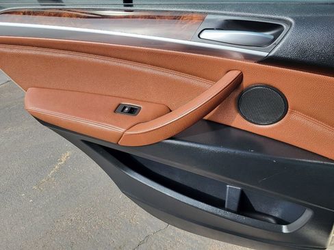 Used 2011 BMW X5 xDrive35i image 21