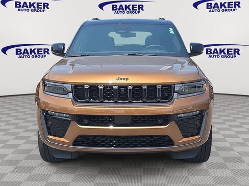 New 2026 Jeep Grand Cherokee Summit AWD/4WD image 8