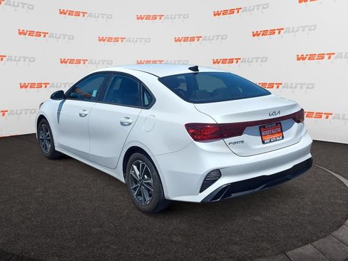 Used 2023 Kia Forte LXS FWD image 3