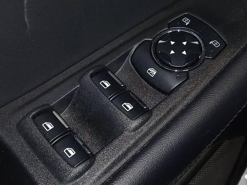 Used 2024 Ford Edge SEL image 27