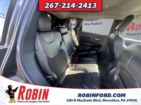 Used 2020 Jeep Cherokee Latitude Plus AWD/4WD image 26