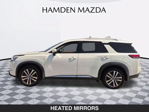 Used 2022 Nissan Pathfinder Platinum AWD/4WD image 6