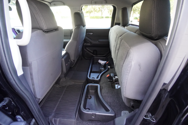 Used 2023 Nissan Frontier SV w/ SV Convenience Package RWD image 30