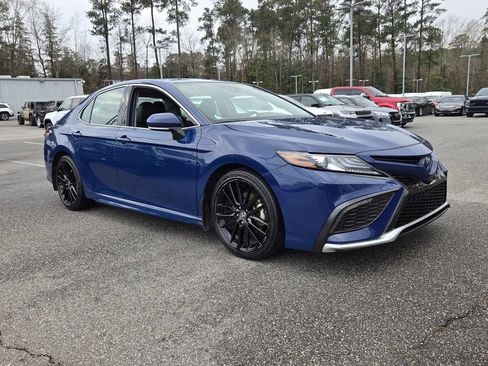 Used 2024 Toyota Camry XSE w/ Cold Weather Package FWD image 1
