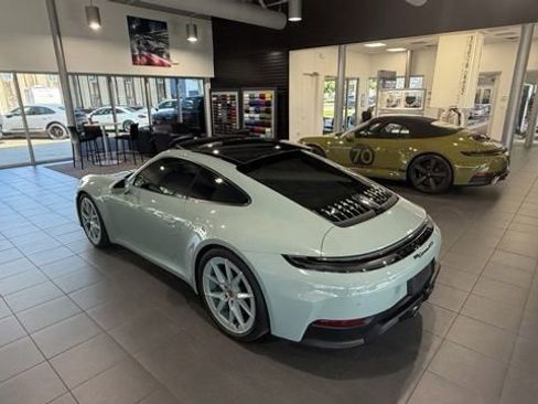 Used 2026 Porsche 911 Carrera GTS RWD image 9