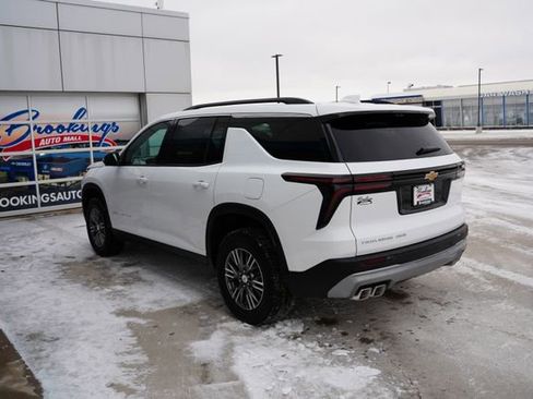 New 2026 Chevrolet Traverse LT w/ Driver Confidence Package image 10