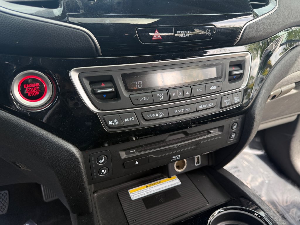 Certified 2019 Honda Pilot Elite image 17