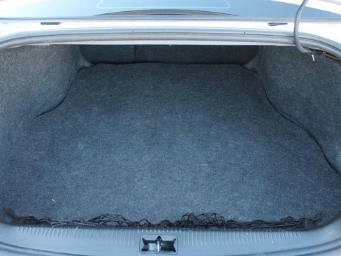 Used 2005 Buick LaCrosse CXL w/ Gold Convenience Package FWD image 21