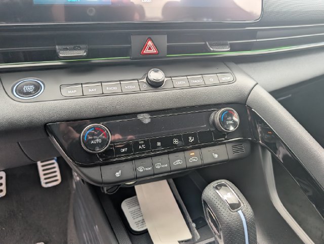 New 2026 Hyundai Elantra N FWD image 25