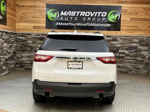 Used 2020 Chevrolet Traverse LT w/ Driver Confidence II Package AWD/4WD image 11