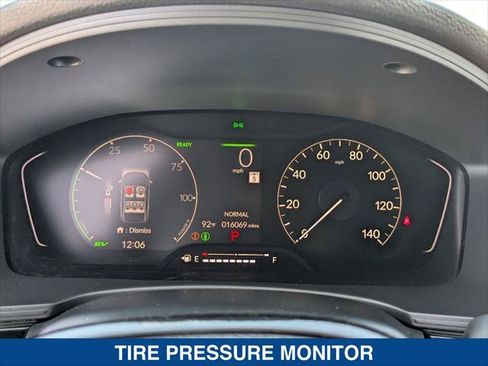 Used 2025 Honda Civic Sport image 15