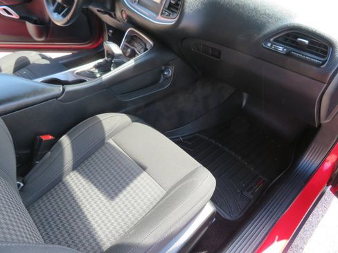 Used 2015 Dodge Challenger SXT w/ Super Sport Group (SS/T) image 17