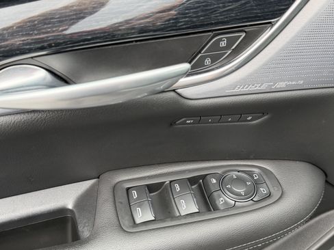 Used 2024 Cadillac XT5 Premium Luxury w/ Technology Package AWD/4WD image 15