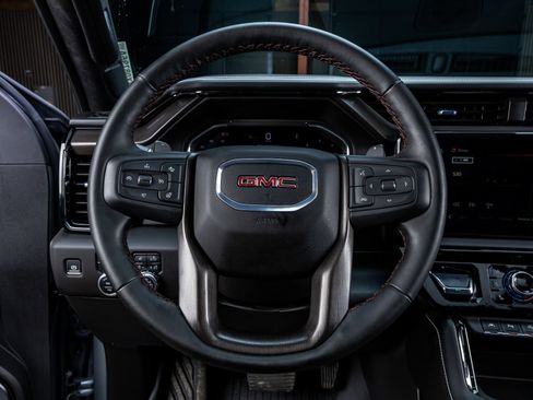 Used 2025 GMC Sierra 1500 AT4X w/ AT4X AEV Edition AWD/4WD image 18