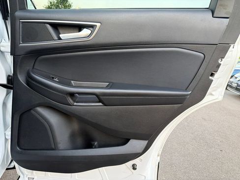 Used 2024 Ford Edge SEL AWD/4WD image 14