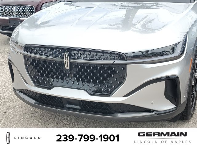 Certified 2024 Lincoln Nautilus Premier w/ Jet Appearance Package AWD/4WD image 13