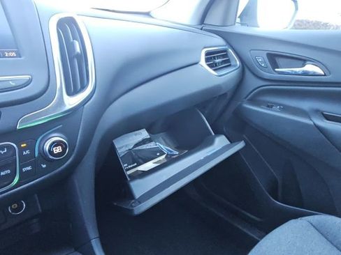 Used 2023 Chevrolet Equinox LT FWD image 32