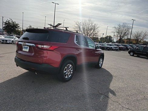 Used 2019 Chevrolet Traverse LT image 5