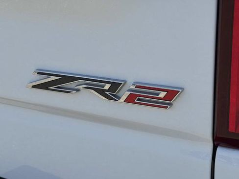 Used 2023 Chevrolet Silverado 1500 ZR2 w/ Technology Package AWD/4WD image 25