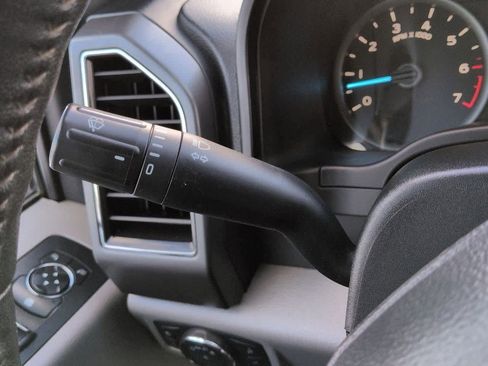 Used 2018 Ford F150 XLT w/ Equipment Group 302A Luxury image 26