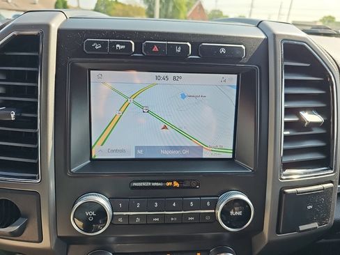Used 2021 Ford Expedition XLT AWD/4WD image 18