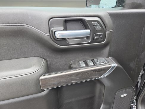 Used 2021 Chevrolet Silverado 1500 LTZ w/ LTZ Premium Package AWD/4WD image 9