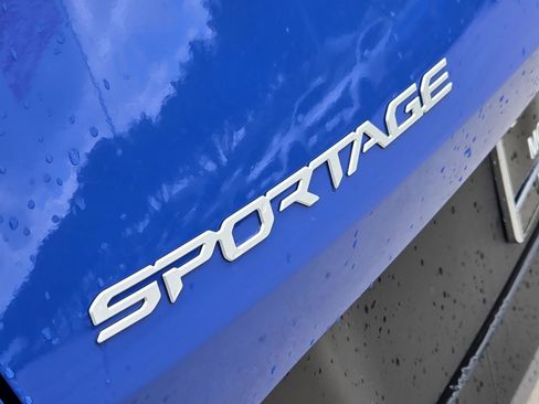 New 2026 Kia Sportage EX FWD image 8